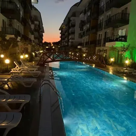 Okurcalar 126 M Havuzlu Bir Yatak Odali Alanya