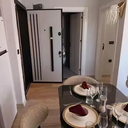Okurcalar 126 M Havuzlu Bir Yatak Odali Alanya