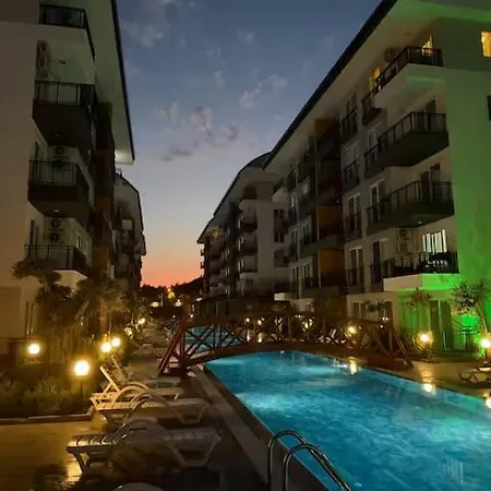 Okurcalar 126 M Havuzlu Bir Yatak Odali Alanya